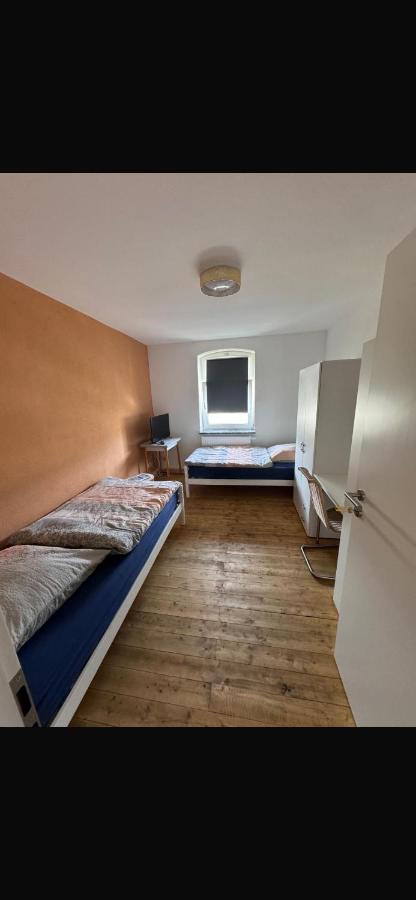 Gästezimmer Modernes Denkmal - Ferienwohnung