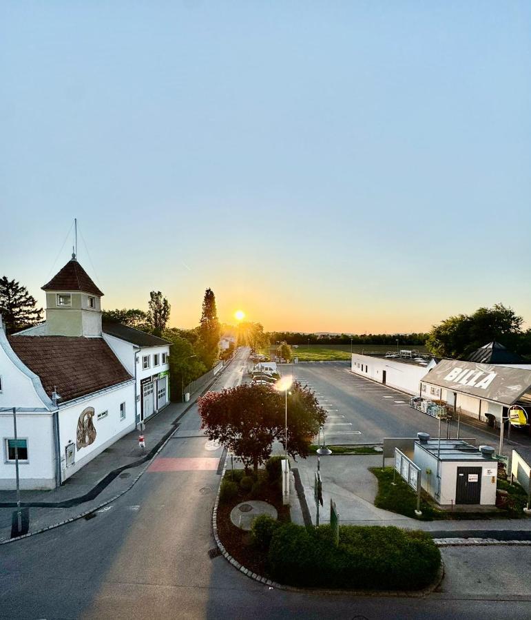 Chill & Enjoy - B&B Leopoldsdorf
