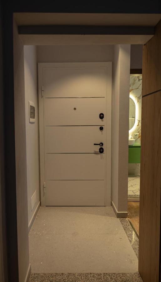 Vivar Apartments - Ferienwohnung Tirana