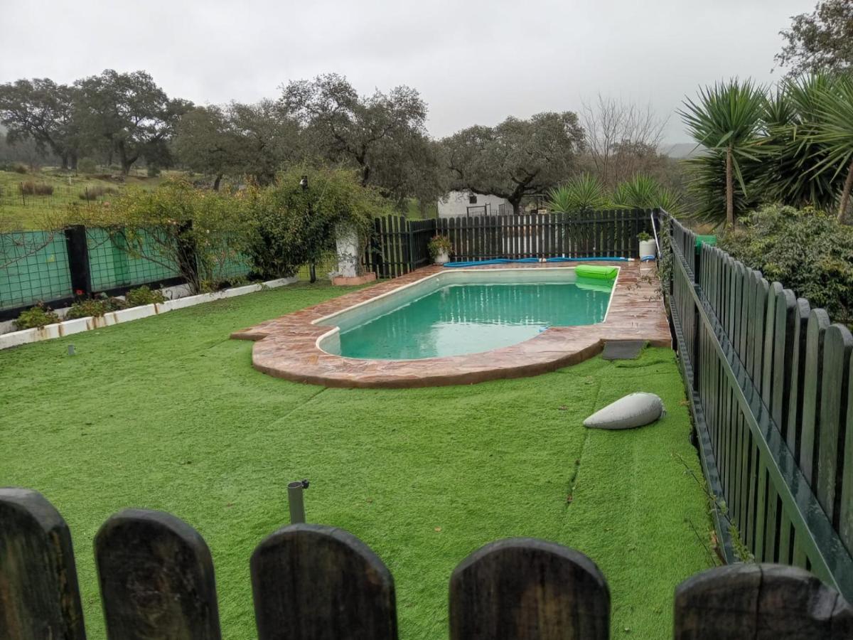Finca San Jose, Sierra de Aracena y Picos de Aroche - Chambres d’hôtes Minas de Cala