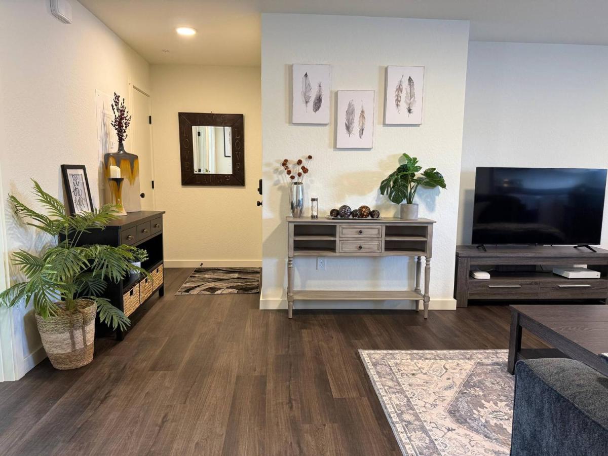 Homestead Village - Two Bedroom Condo Ground Floor - Bed and Breakfast Sandpoint