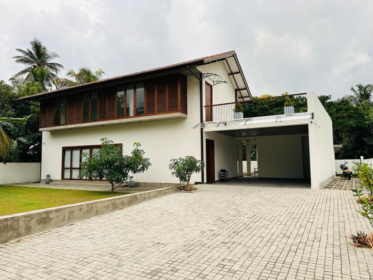 Lake Round Luxury House - B&B