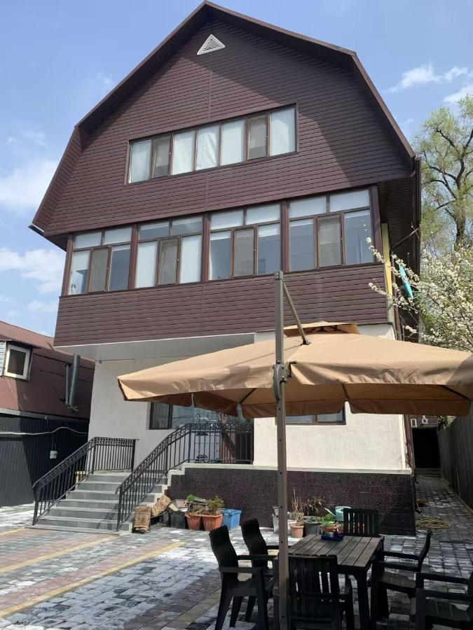 MuTu 酒店 - Ferienwohnung Almaty