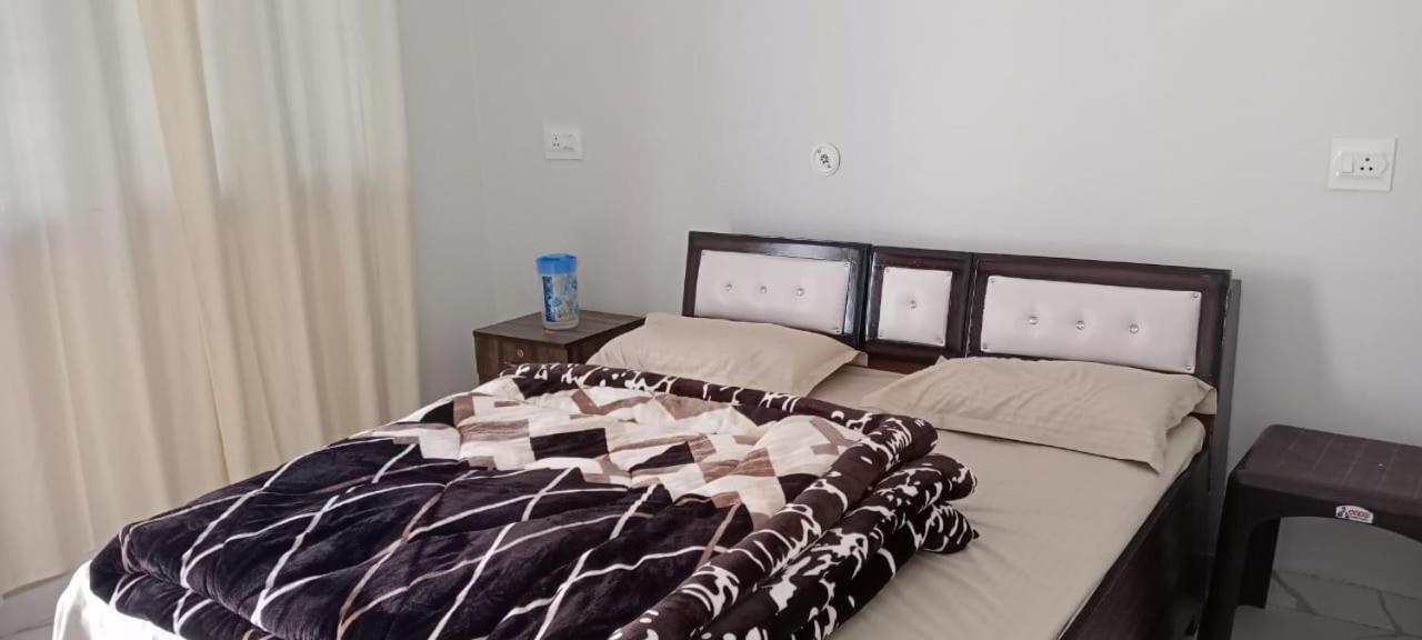 Badri vishal homestay - B&B Phedi