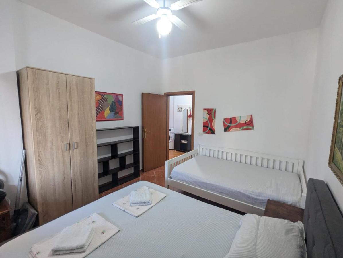 Friend & Family Apartment - B&B Himarë