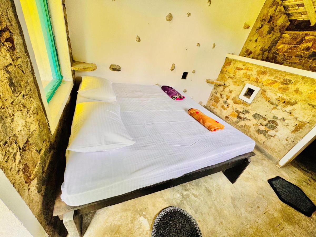 Chambre Double Deluxe (2 Adultes + 1 Enfant)