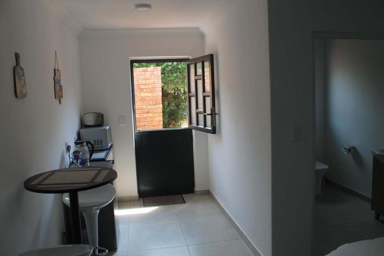 Studio with Terrace