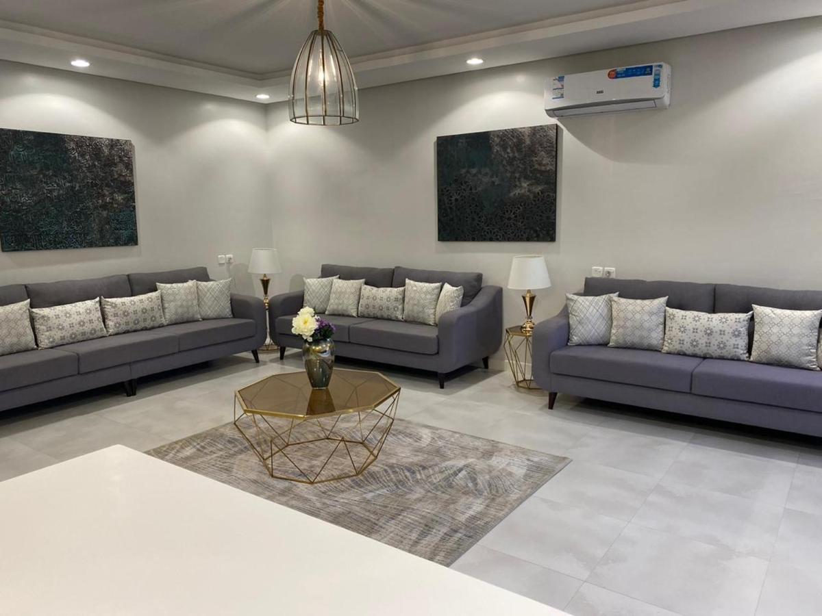 فلل بندورا - Bed and Breakfast Khamis Mushait