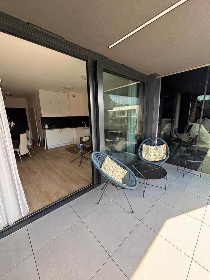 Apartament Nad Jeziorem Butterfly Olsztyn Bałtycka Lux Osiedle - Chambres d'hôtes Olsztyn