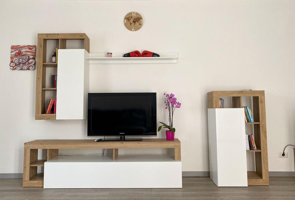 Dalia Lakefront Apartment - Ferienwohnung Sirmione