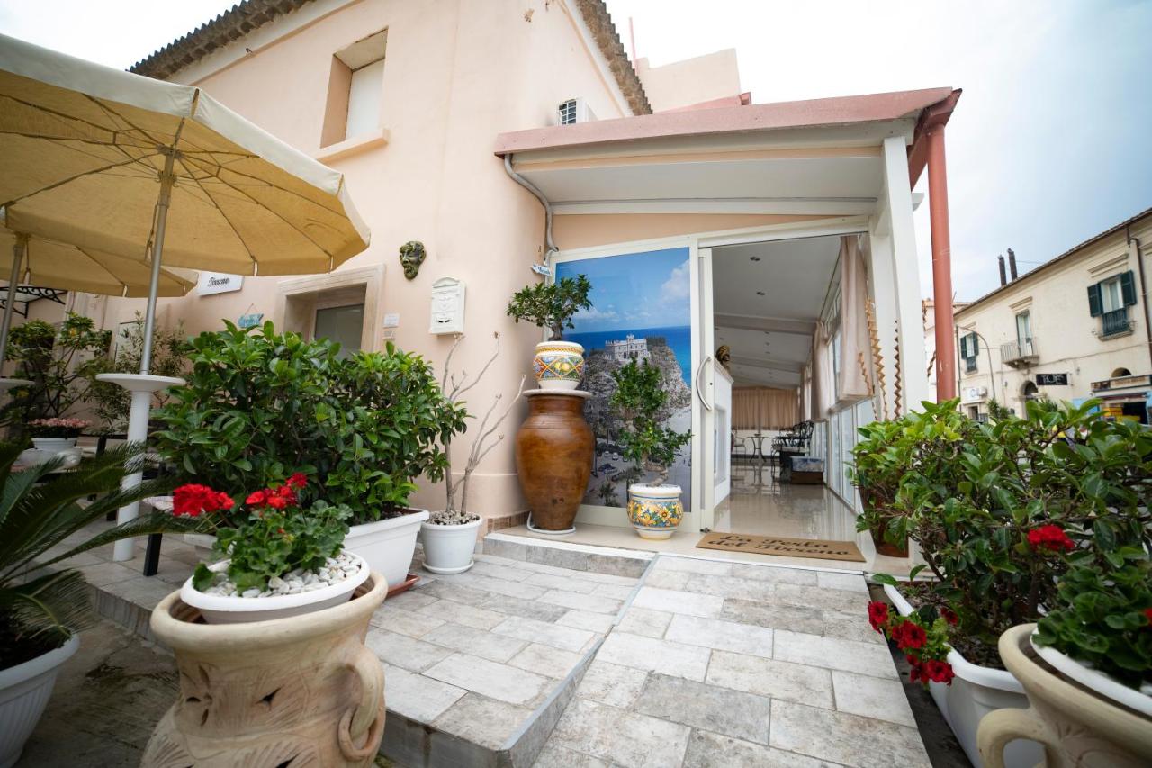 La Perla Del Tirreno - B&B