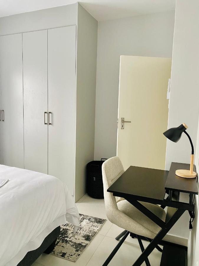 First Apartments - Bed and Breakfast Gaborone