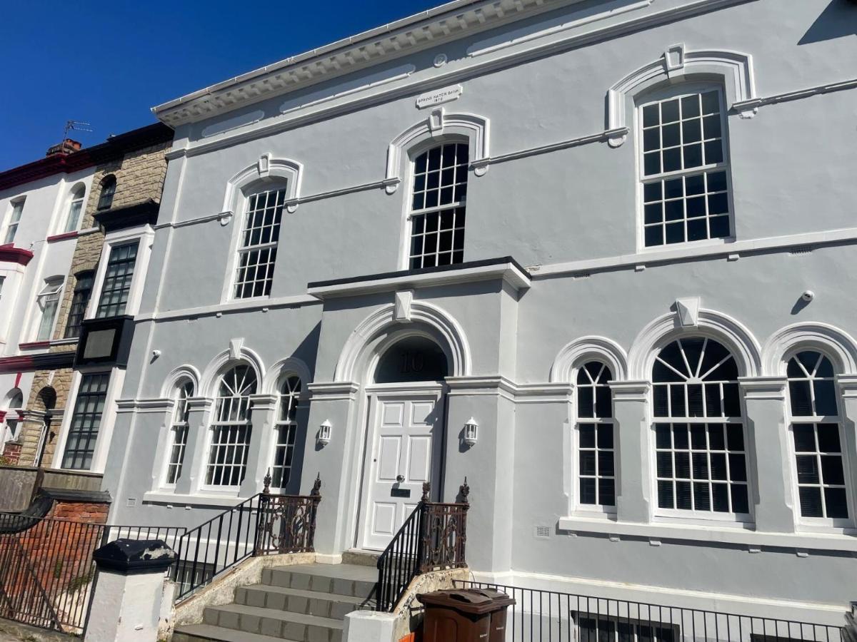 Bank Square - 1 Bedroom Apartment - B&B Southport