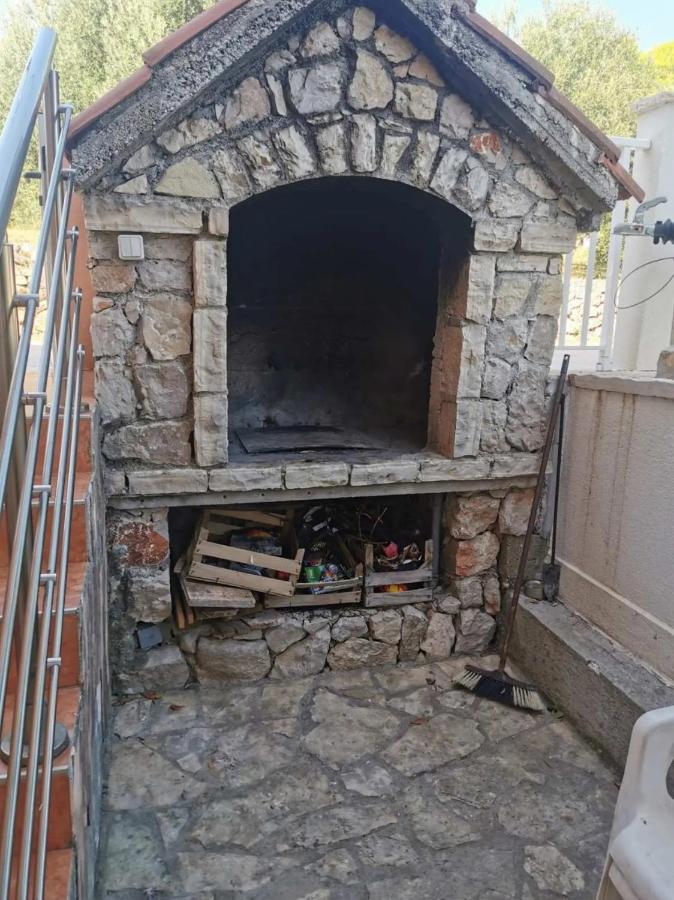 Apartment IB Studio Tkon, Pašman - B&B