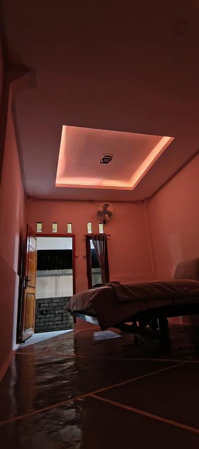 Iza home stay - B&B