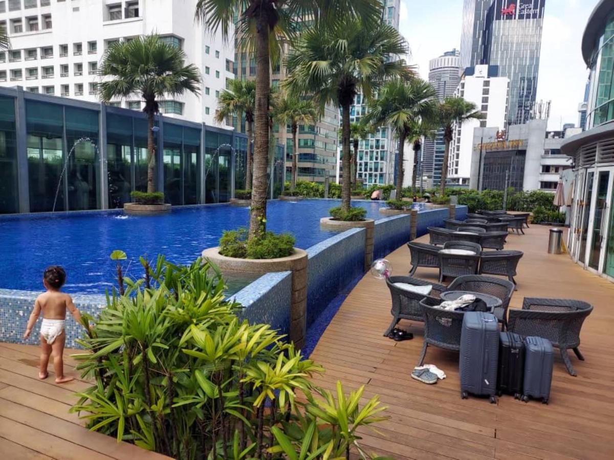 Vortex Galaxy Suites KL - B&B
