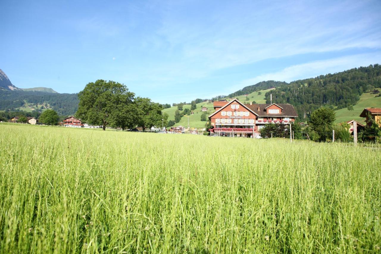 Landgasthof Grossteil - B&B Giswil