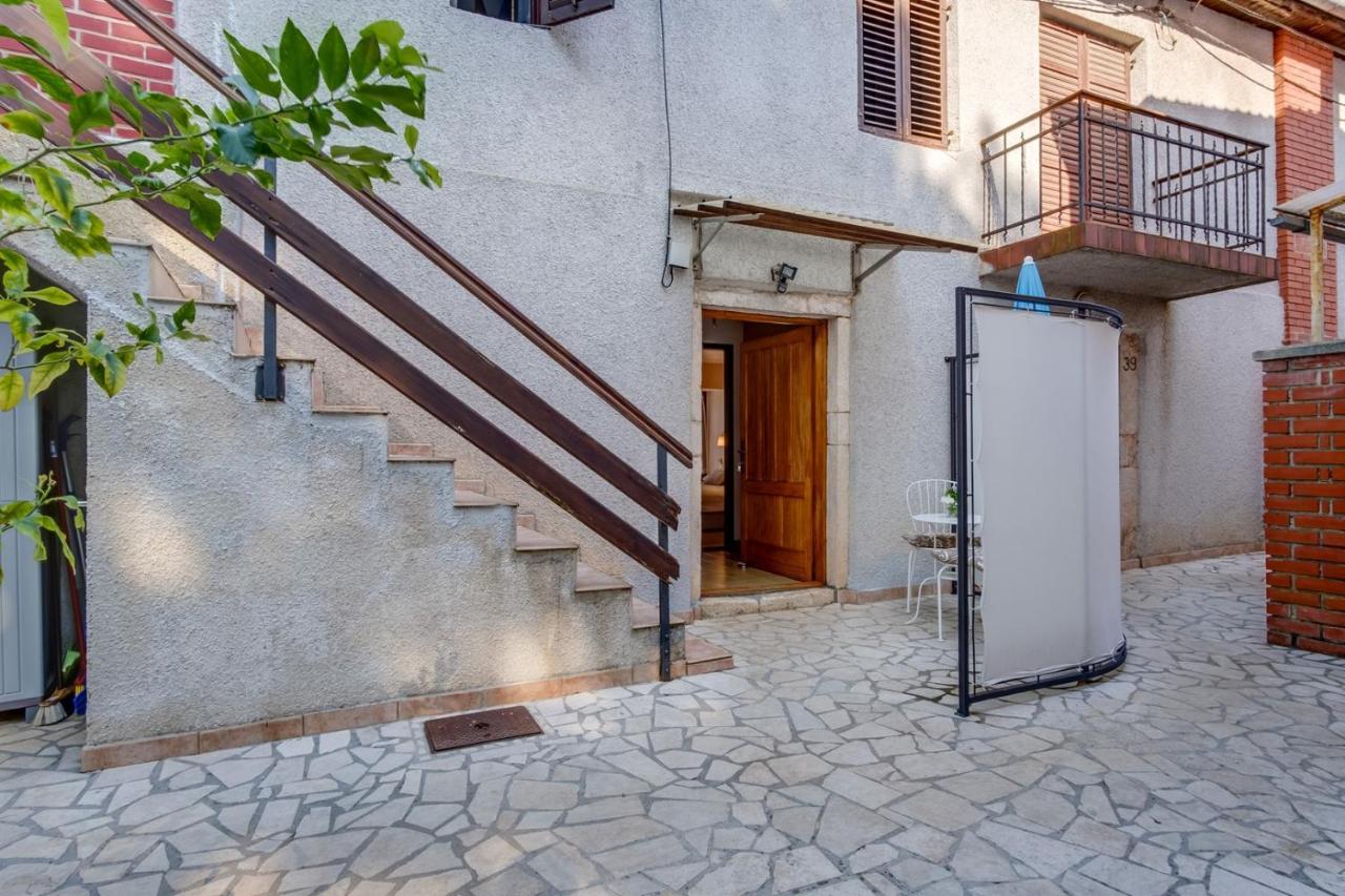 Beautiful Apartment Jelena 1 - Ferienwohnung Veli Lošinj