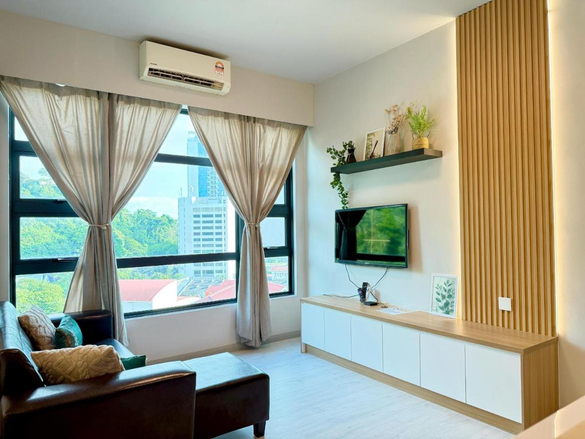 Comfy Condo 5pax condo, Heart of City - Bed and Breakfast Kota Kinabalu