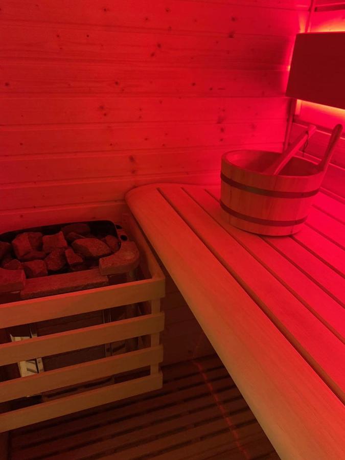 Domek Letniskowy Zielone Tarasy z Sauną i Jacuzzi - B&B Korczyna