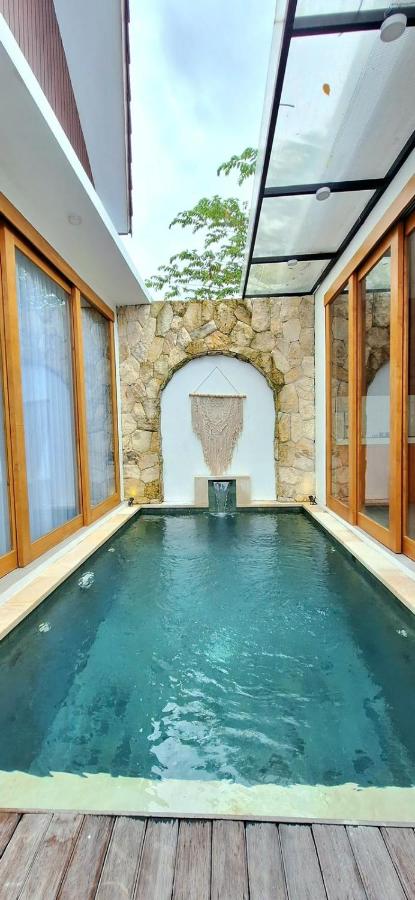 Summer Villa Bougenville - B&B