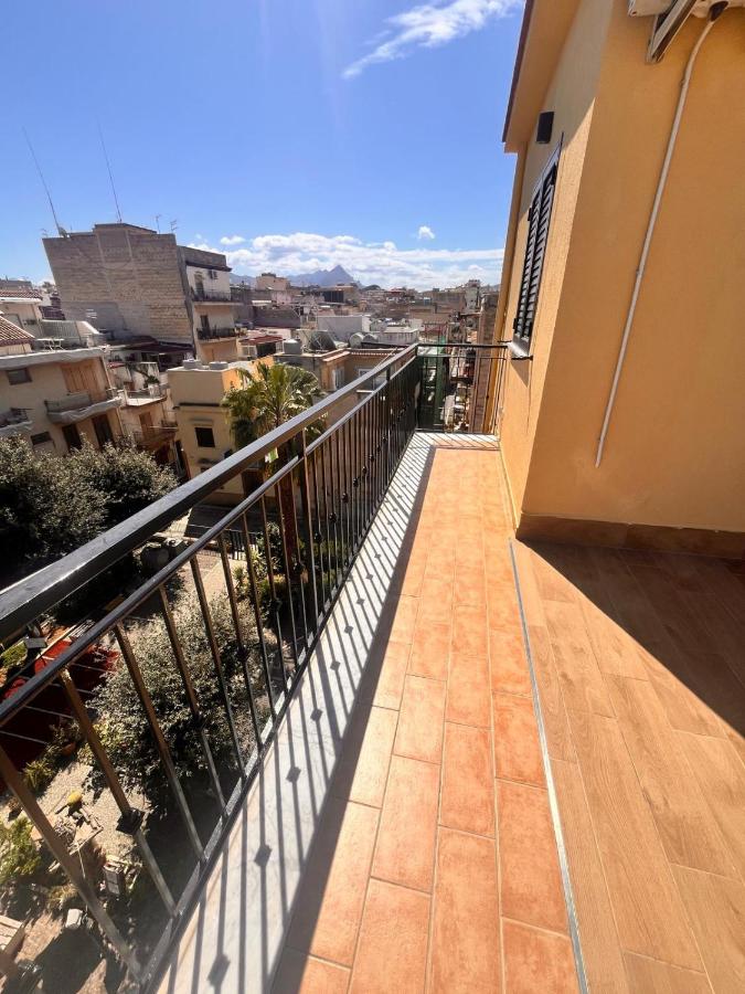 Apartamento 1 dormitorio con vistas al mar y terraza
