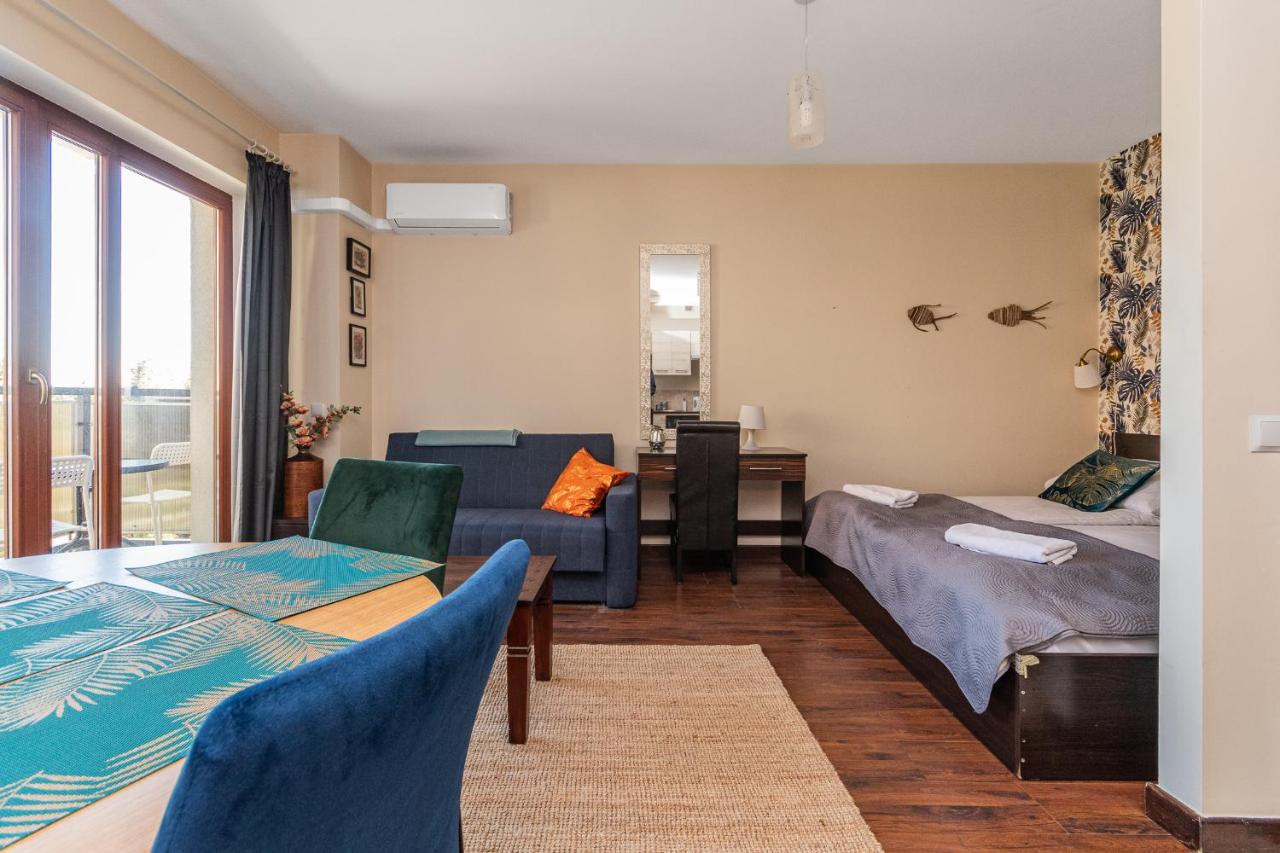 Lazurowy Dwór by Grand Apartments - jacuzzi, sauna i wiele innych atrakcji w budynku - B&B