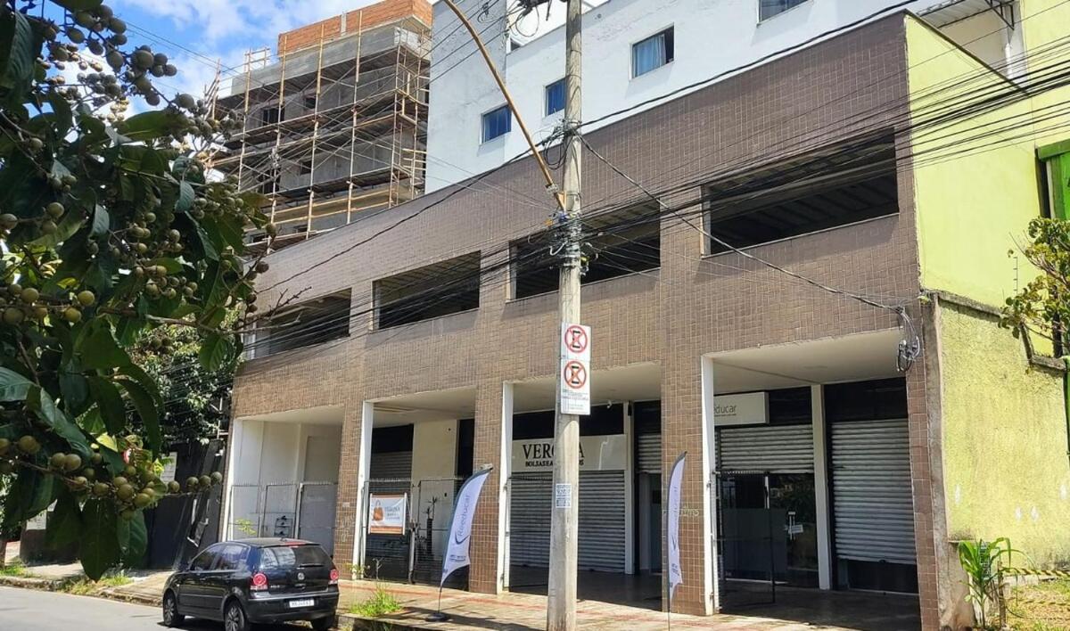 Kitnet independente muito bem localizada - Chambres d’hôtes