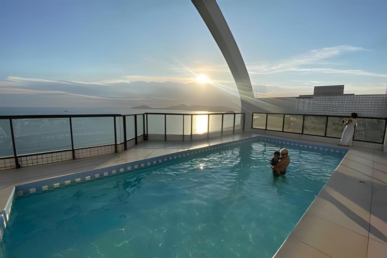Dois quartos e sacada vista mar no Gonzaga - Bed and Breakfast Santos