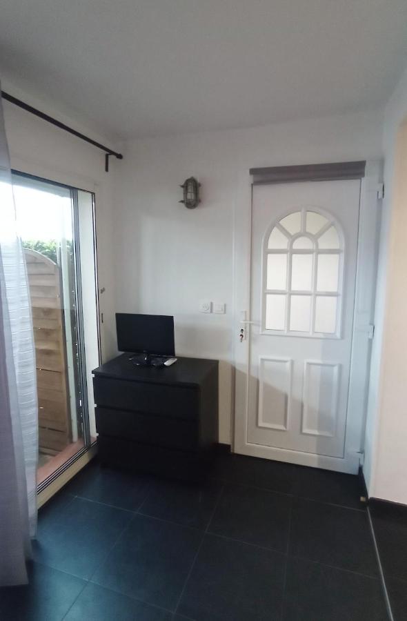 Cap Corse, face à la mer et port paisible - B&B Macinaggio