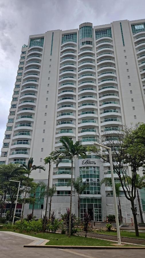 B1415 Flat próx a esplanada dos ministérios - B&B