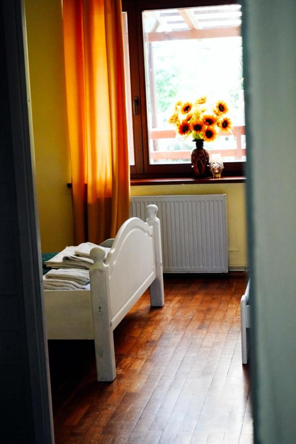 Camera Familiare con Bagno in Comune