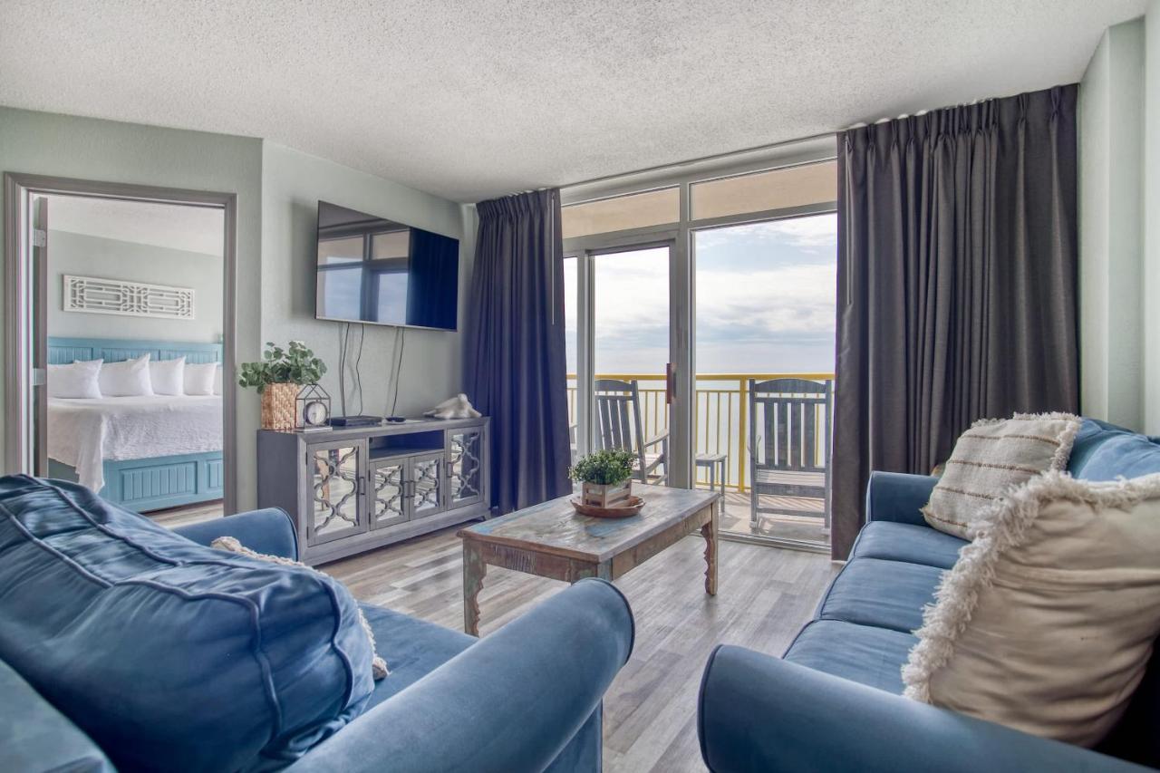 Family Friendly Oceanfront 3BR 15th Floor Bliss - B&B Myrtle Beach