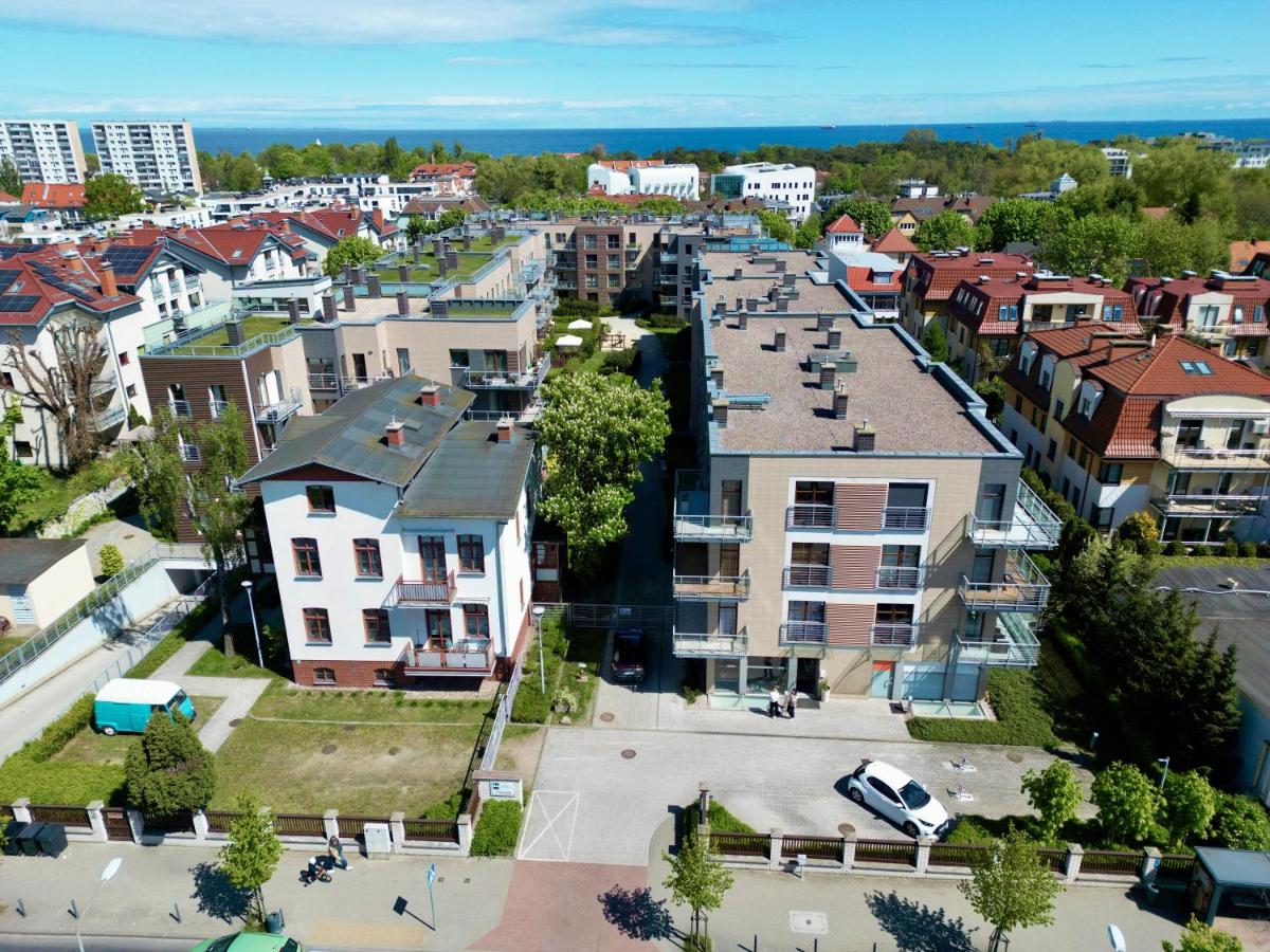 Sopocka Rezydencja I 12 min plaża I Zamknięte Osiedle - Comfy Apartments - B&B