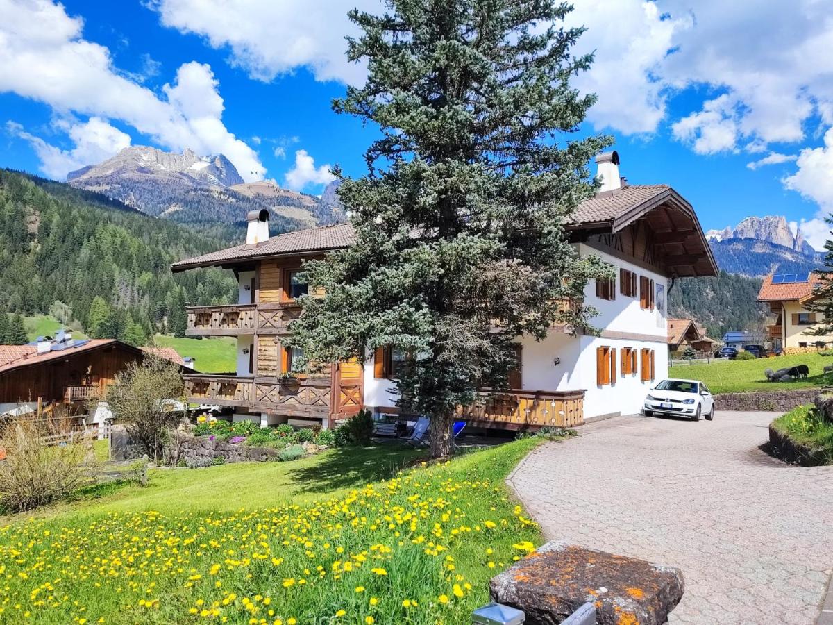 Garofol da Mont-Dolomiti e Relax - B&B Soraga Di Fassa