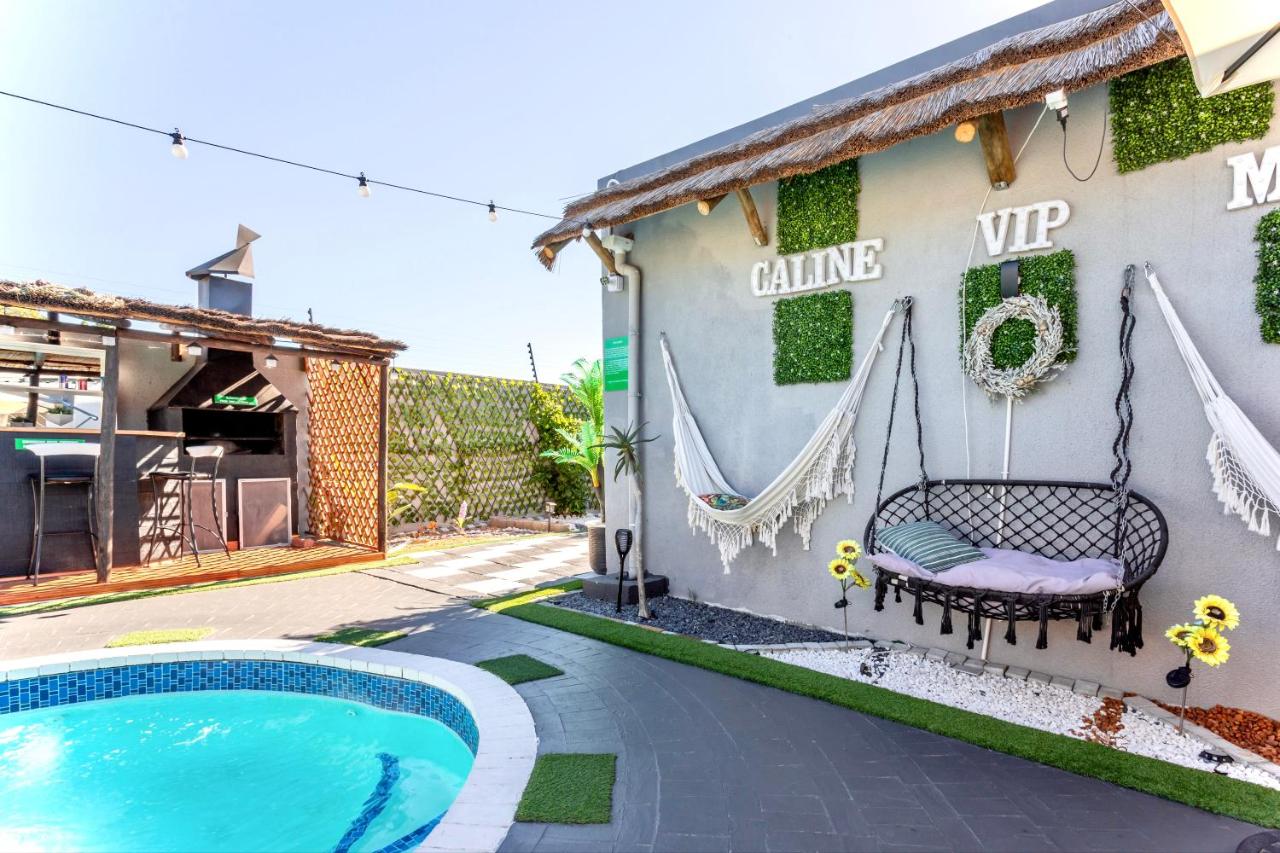 Caline VIP Luxury Jacuzzi &, Swimming Pool MEWS - Ferienwohnung