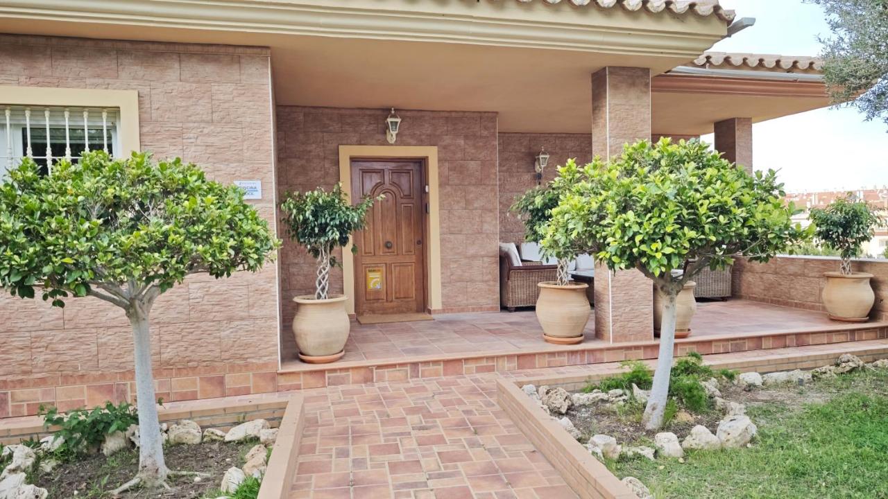 Rooms Flor del Pato - B&B Benalmádena