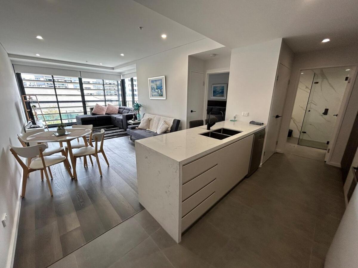 Modern coastal living with 5G & Netflix - B&B Wollongong