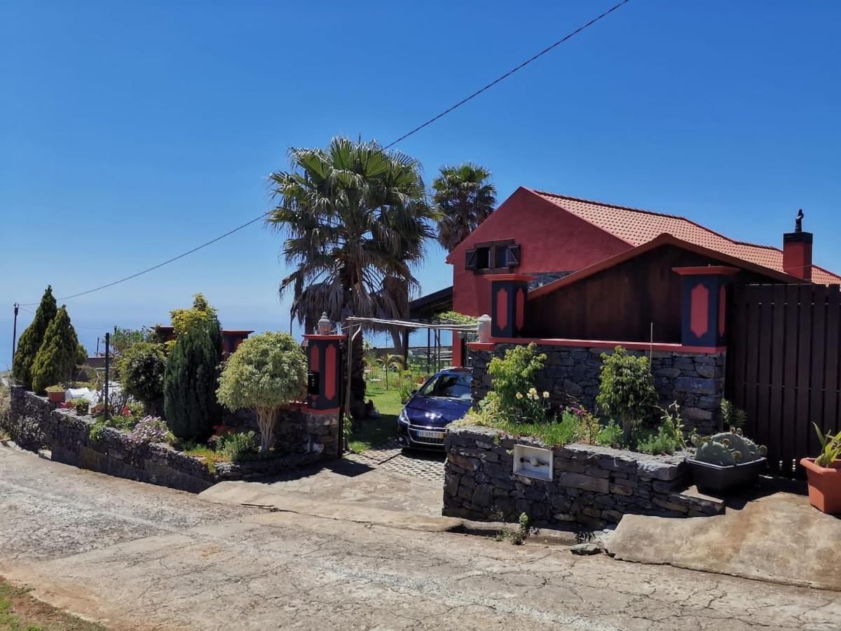 Oasis in Madeira by YMR - B&B Raposeira do Logarinho