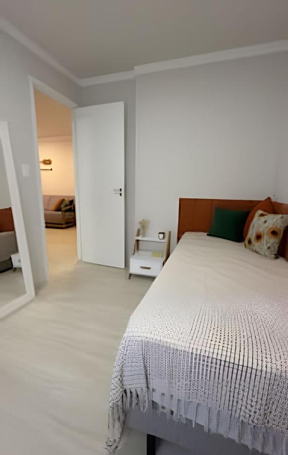 Apto Lindo com Jardim Privativo - Oficinas - B&B Ponta Grossa