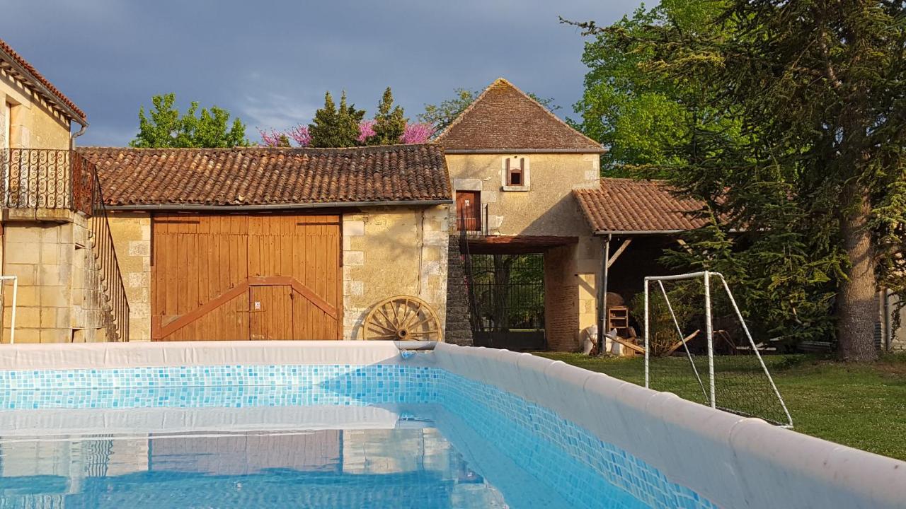 Le Pigeonnier Champignois - Bed and Breakfast