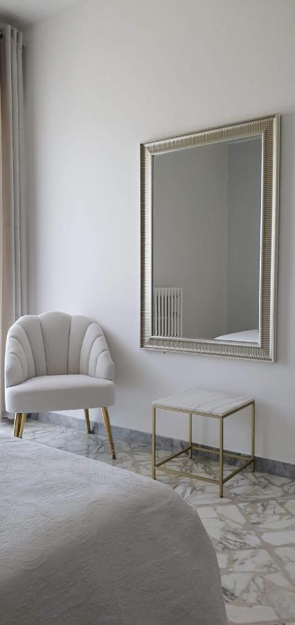 Appartamento Deluxe con 2 Camere da Letto e Balcone