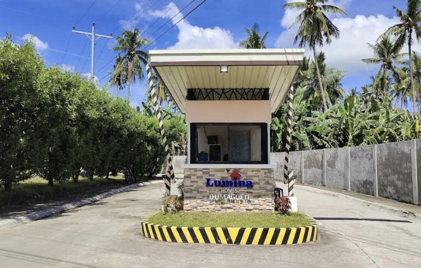 Lumina Home Dumaguete - B&B