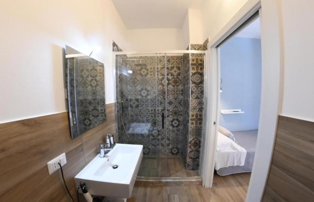 Chambre Lits Jumeaux avec Salle de Bains