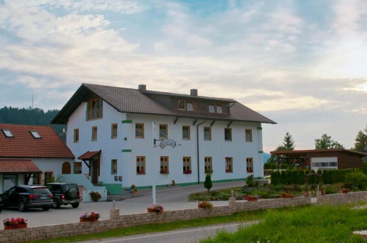 Ferienwohnung Frisch - B&B