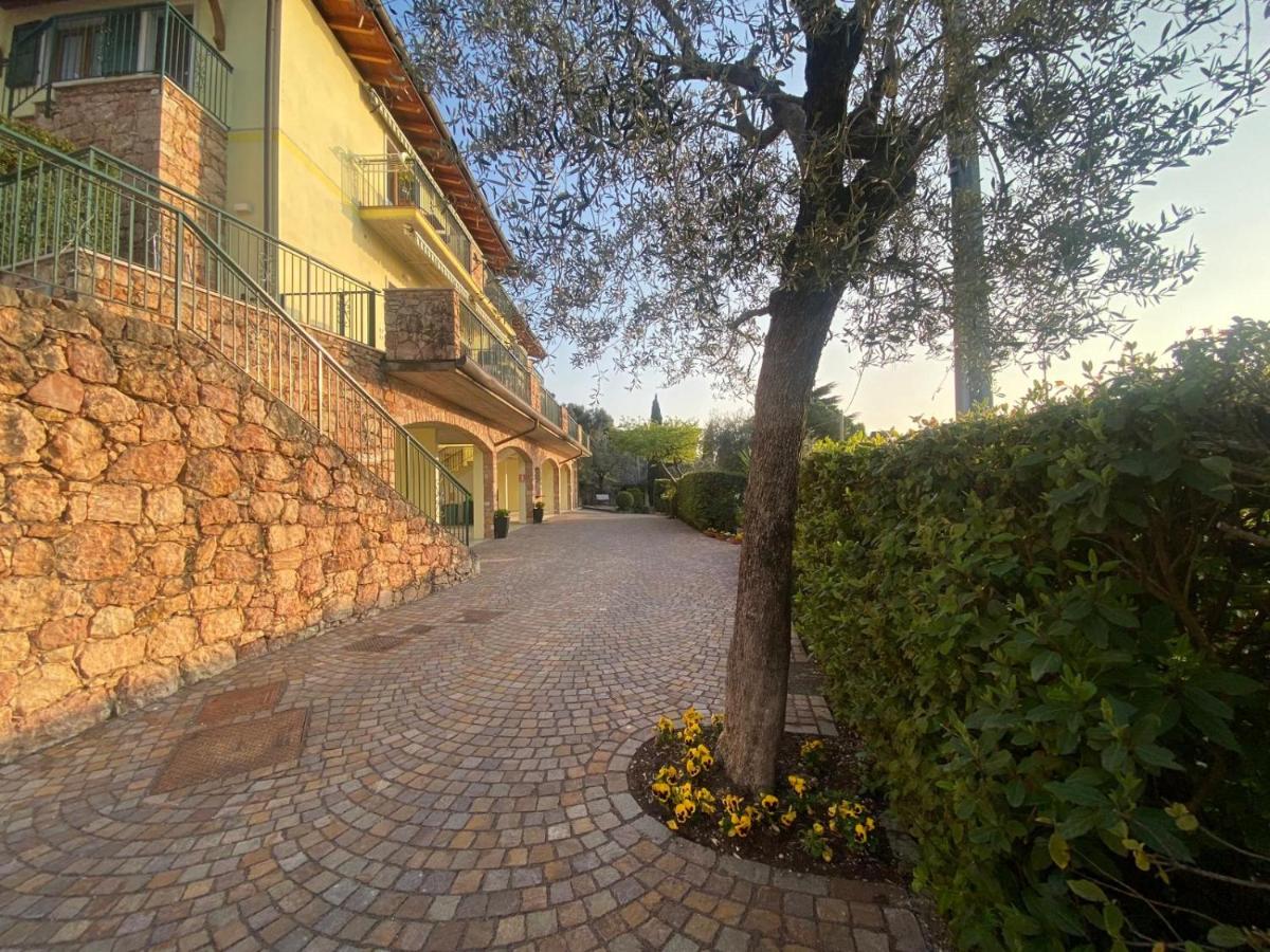 Classic Apartment mit 1 Schlafzimmer, Balkon und Seeblick