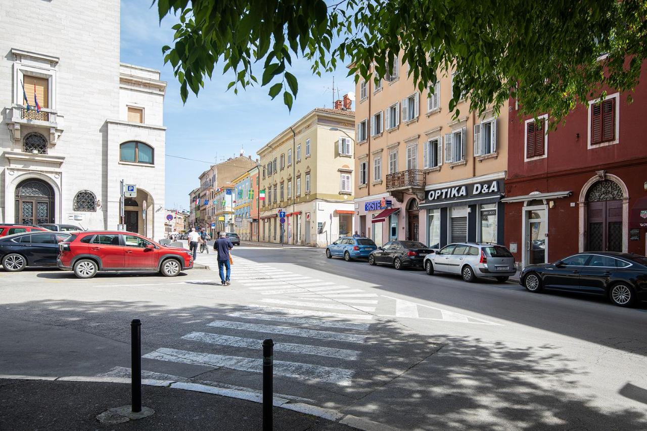 Zerostrasse view Apartment - Ferienwohnung Pula