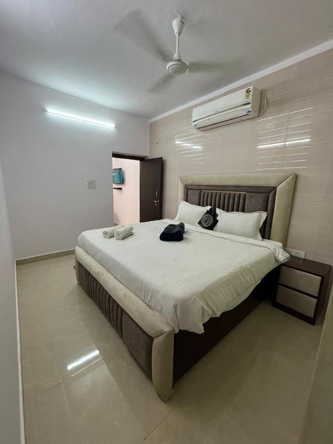 Divine India service apartment L73A, 1BHK - Chambres d’hôtes
