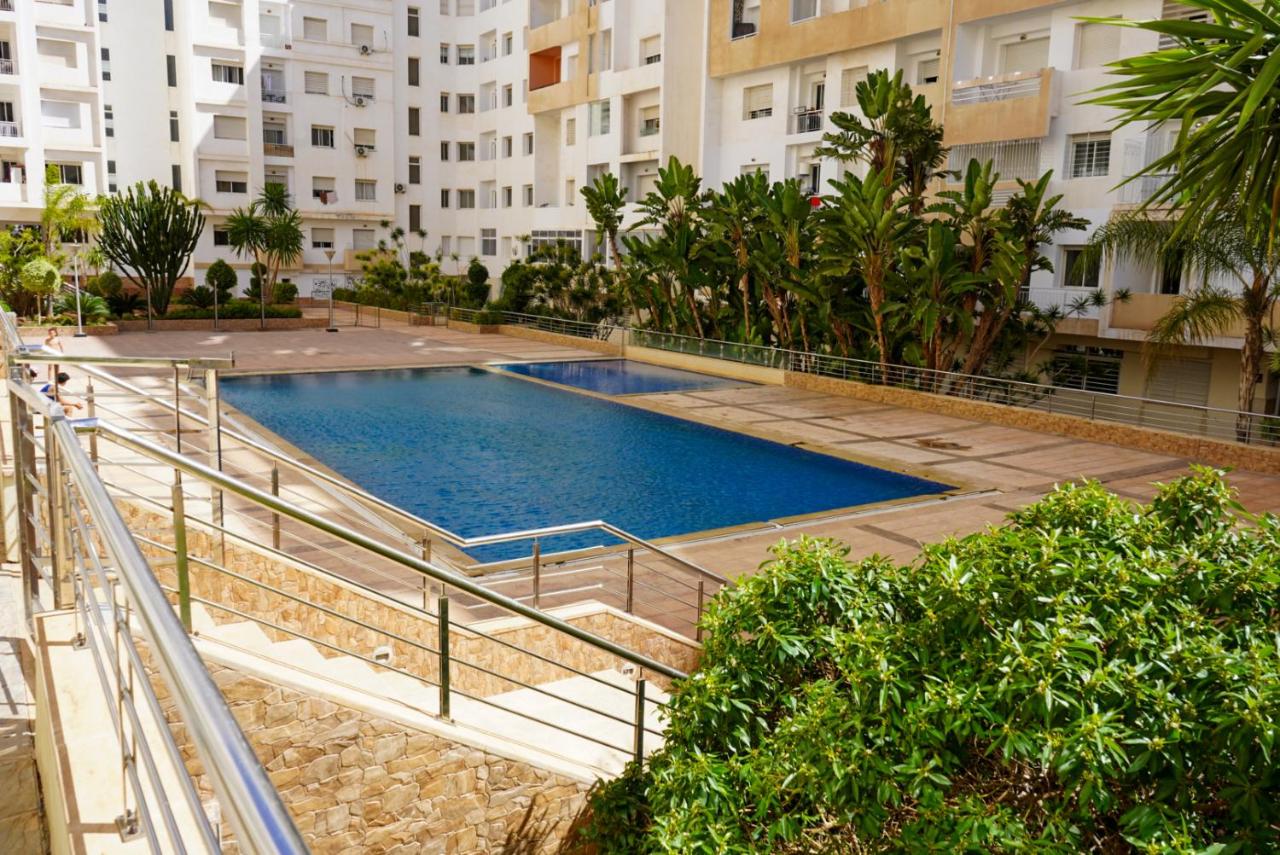 Studio équipé vue piscine - Ferienwohnung
