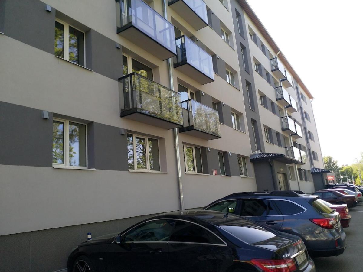 Studio near center, port and Song Festival Grounds - Ferienwohnung